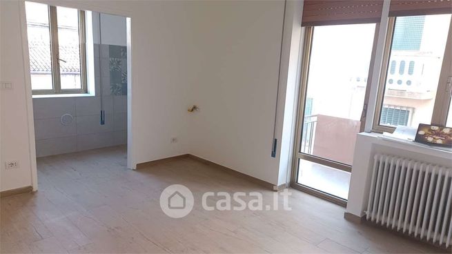 Appartamento in residenziale in Via Piave 21