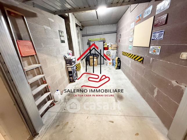 Box/posto auto in residenziale in Via Costantino Beschi