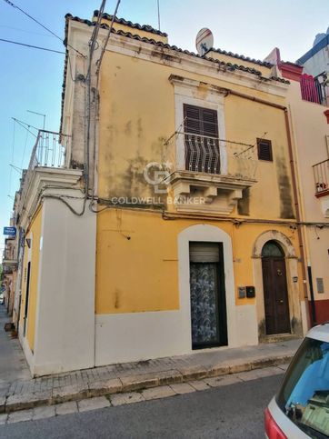 Casa indipendente in residenziale in Via Ciullo D'Alcamo 20