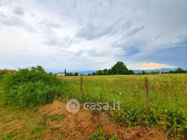 Terreno agricolo in commerciale in Viale Marconi