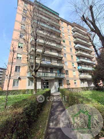 Appartamento in residenziale in Via Cassanese 200