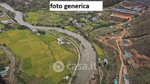 Terreno agricolo in commerciale in 