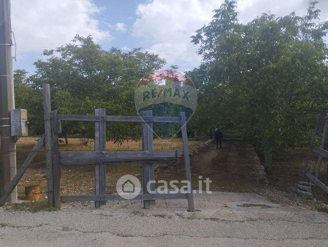 Terreno agricolo in commerciale in Via del Castagno 16