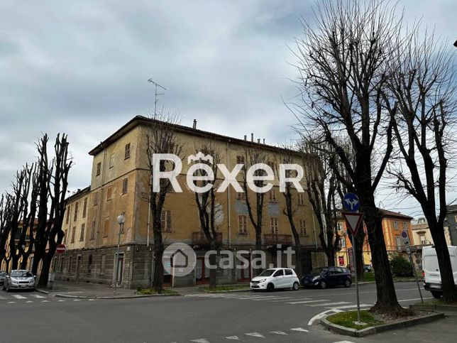 Box/posto auto in residenziale in Via Emilia