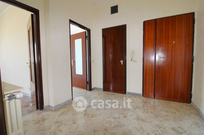 Appartamento in residenziale in Via Vitantonio Tria 23