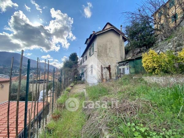 Casa bi/trifamiliare in residenziale in Via dei Noceti 19