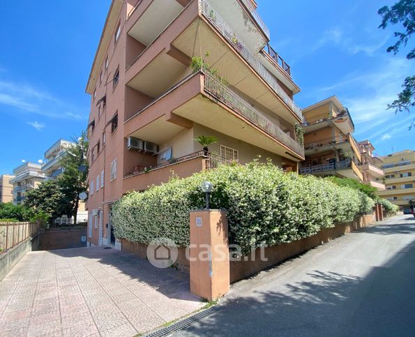 Appartamento in residenziale in Via Roberto Stagno