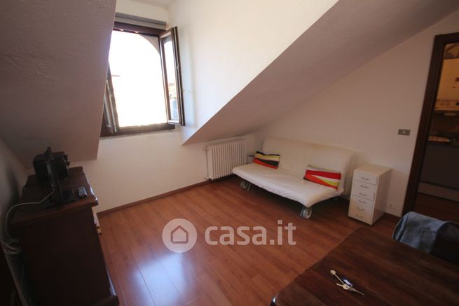 Appartamento in residenziale in Via Cesare Battisti 7