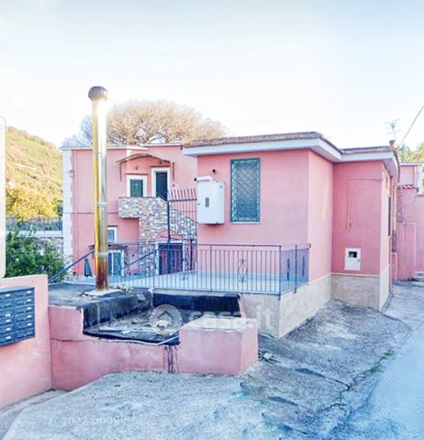 Appartamento in residenziale in Via Vicinale Campana 21 a