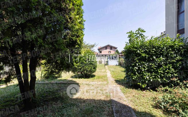 Casa indipendente in residenziale in Via Monte Grappa