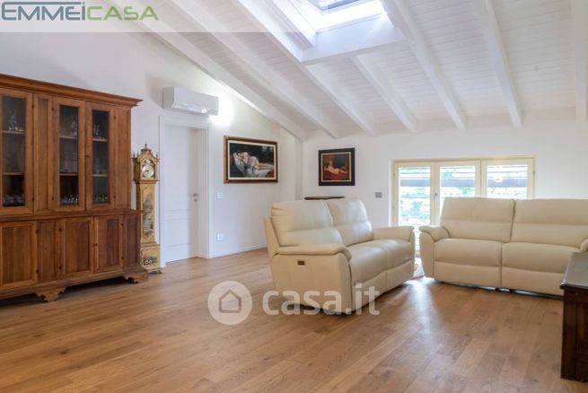 Appartamento in residenziale in Strada San Faustino