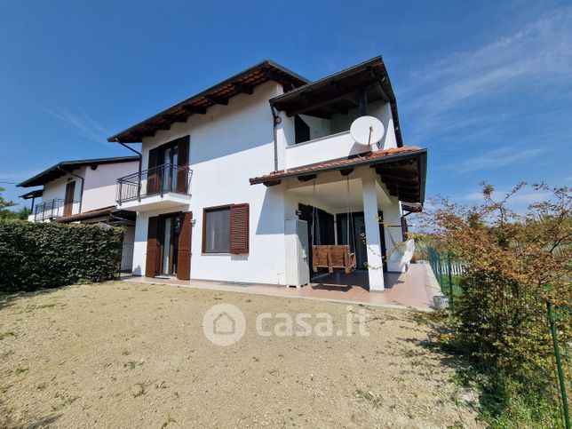 Villa in residenziale in Via Borgonuovo 36