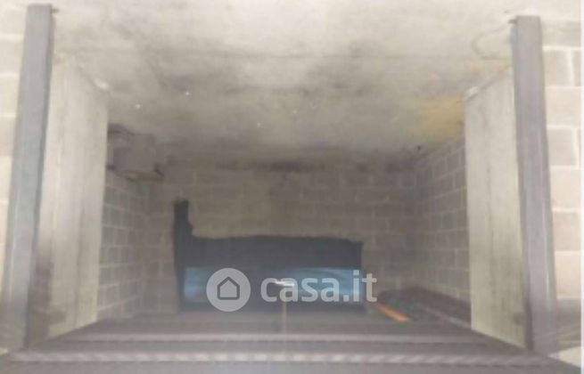 Box/posto auto in residenziale in Piazza Pier Luigi Nervi