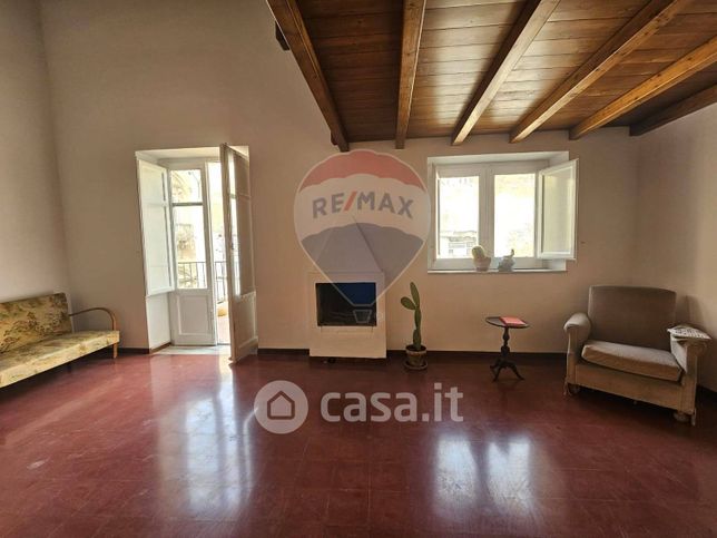 Loft in residenziale in Via Lungarini 20