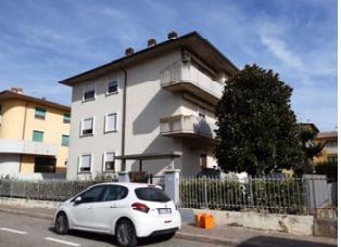 Appartamento in residenziale in Via San Pietro 55