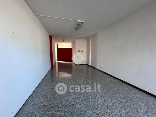 Garage/posto auto in residenziale in Via G. Marconi 72