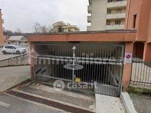 Box/posto auto in residenziale in Via Monte Cristallo