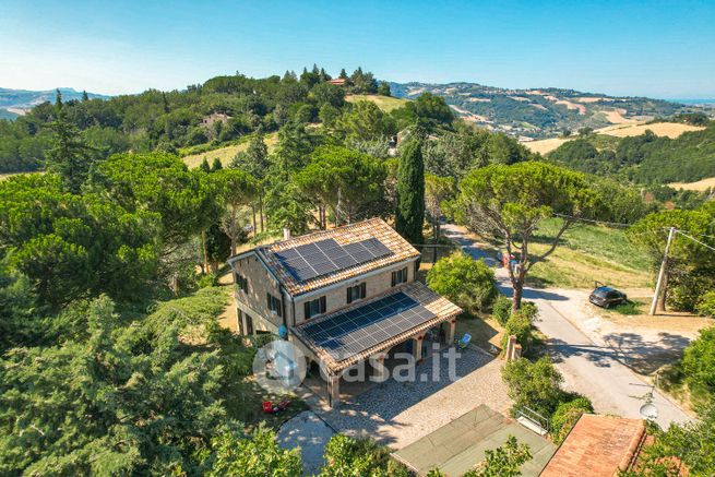 Villa in residenziale in Via Cagolino