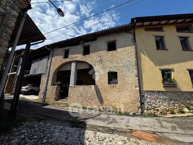 Rustico/casale in residenziale in Contrà Marsili 10