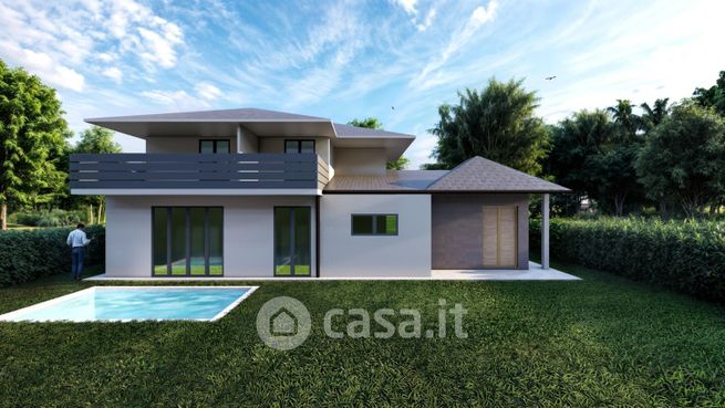 Casa bi/trifamiliare in residenziale in Via Trieste 62 A