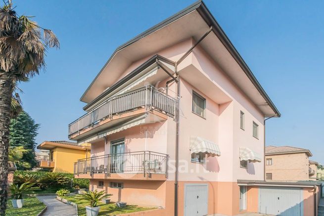 Appartamento in residenziale in Via Gaetano Donizetti 22
