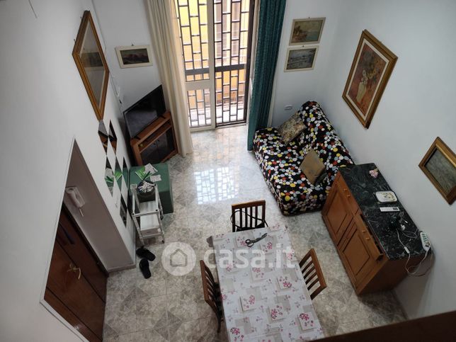 Appartamento in residenziale in Via Francesco Caracciolo