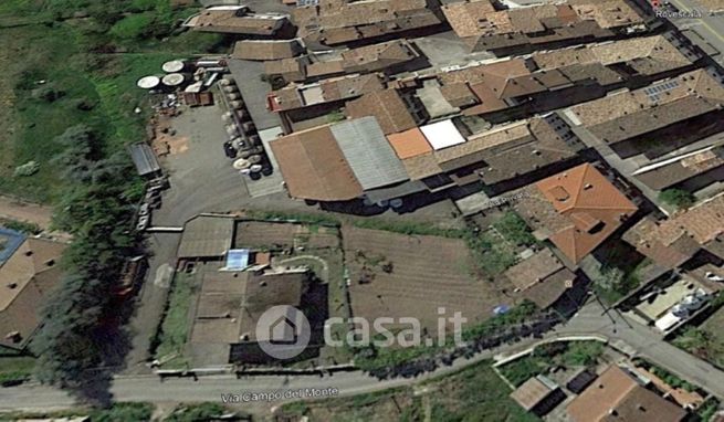 Capannone in commerciale in Via Privata 11