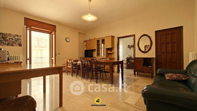 Casa indipendente in residenziale in Via Santeramo in Colle