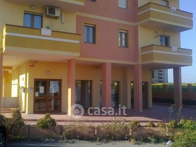 Attivitã /licenza (con o senza mura) in commerciale in Via 8 Marzo 1908