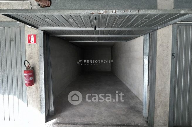 Box/posto auto in residenziale in Via Federico Varisco 2