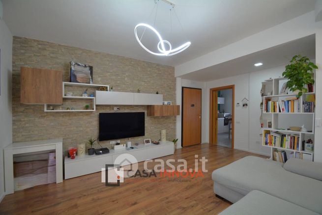 Appartamento in residenziale in Via Campania