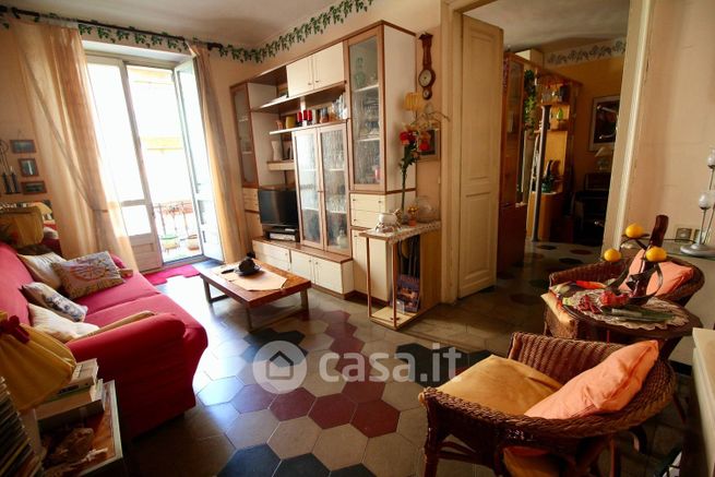 Appartamento in residenziale in Via Freidour 13