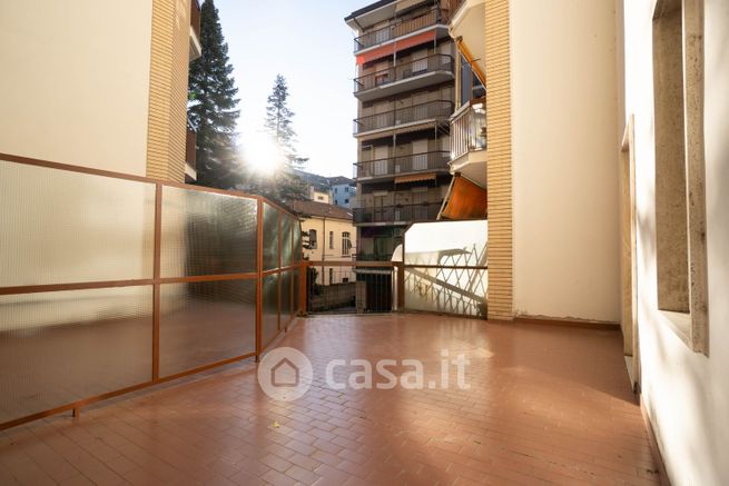 Appartamento in residenziale in Corso Bagni 11