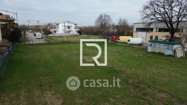 Terreno edificabile in residenziale in Via Talete 1 a