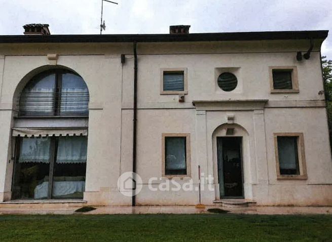 Villa in residenziale in Via Marzagaia da Lavagno 1