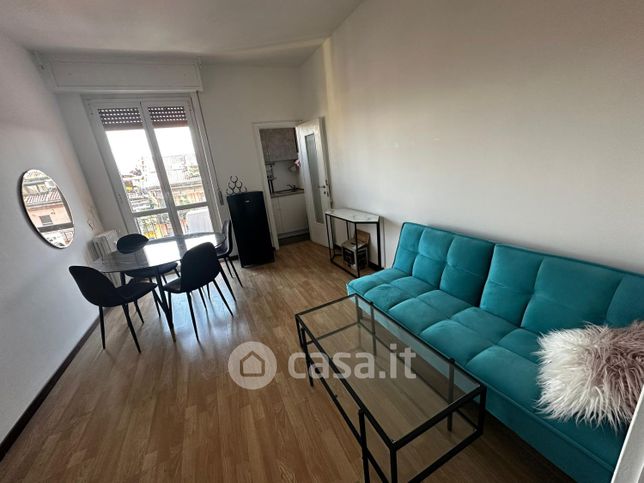 Appartamento in residenziale in Via Macedonio Melloni