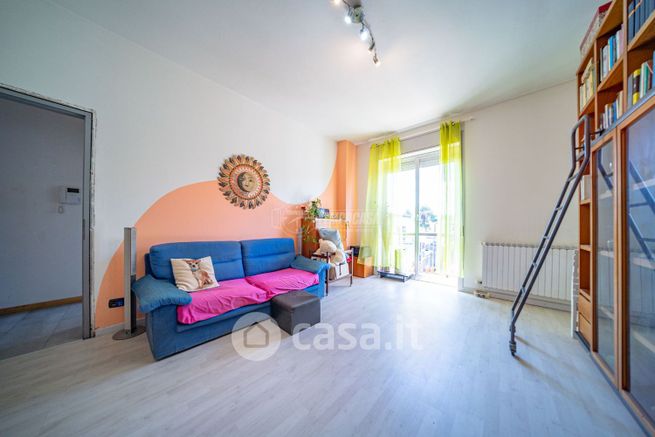 Appartamento in residenziale in Via Bonacalza 98