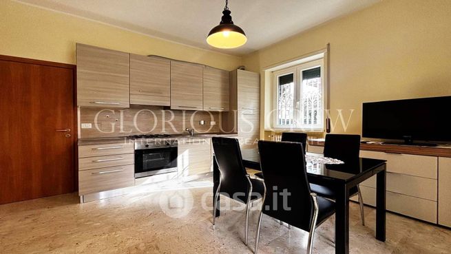 Appartamento in residenziale in Via Taggia 80