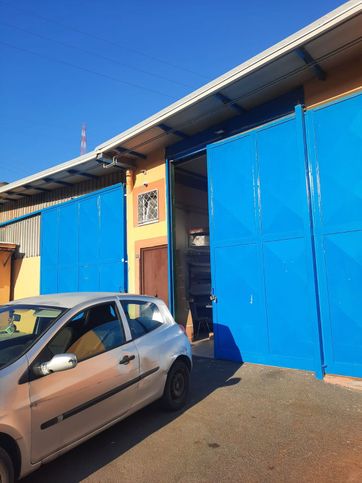 Capannone in commerciale in Traversa III