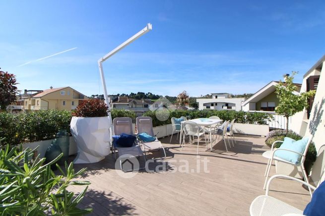 Appartamento in residenziale in Via delle Napee 9