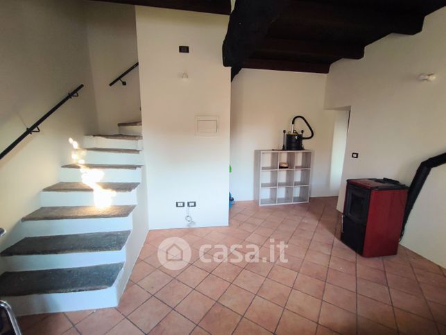 Casa indipendente in residenziale in Ca' De Maestri 7