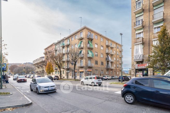 Appartamento in residenziale in Strada di Settimo 5