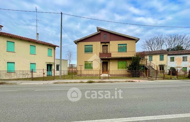 Terreno edificabile in residenziale in Via Euganea Feriole 1