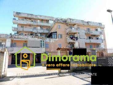 Ufficio in commerciale in Via Lipari 60