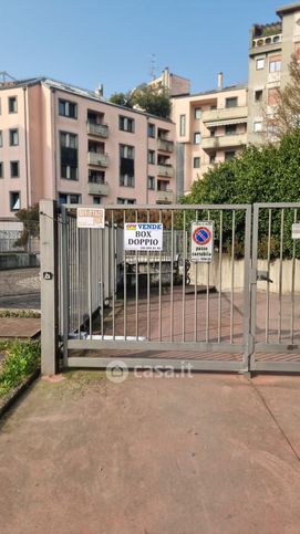 Box/posto auto in residenziale in Via Pozzo Antico 5