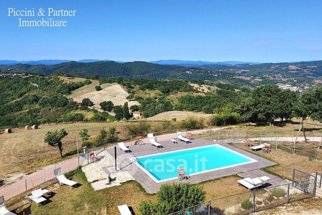 Rustico/casale in residenziale in Frazione Caresto