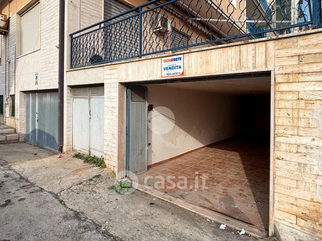 Garage/posto auto in residenziale in Via Ludovico Ariosto 17