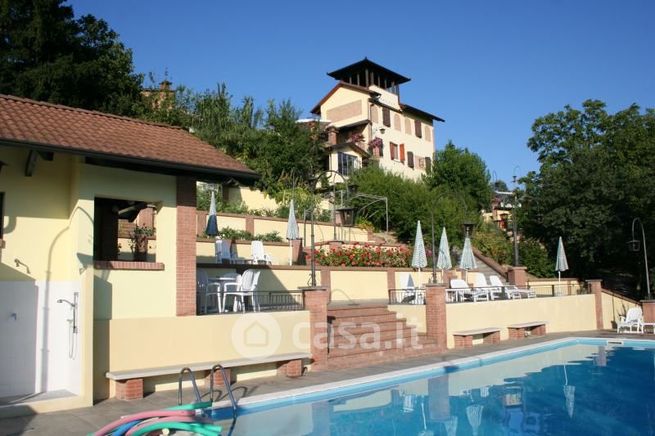 Casa indipendente in residenziale in Frazione SANTA CATERINA