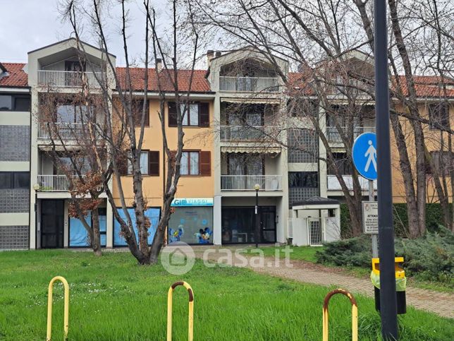 Appartamento in residenziale in Via Federico Confalonieri 48