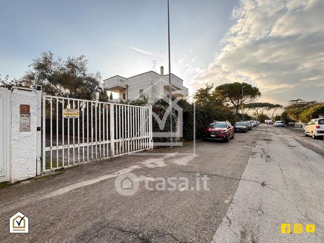 Box/posto auto in residenziale in 